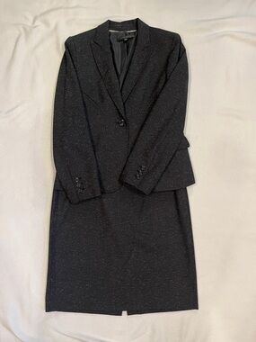 Anne Klein Suits - Women's Size 10 Classic Black and White Skirt Suit